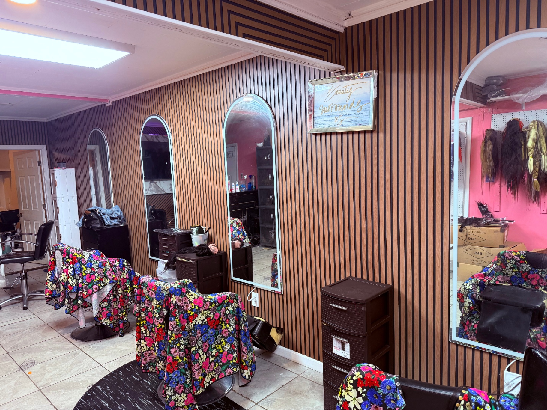 Arched mirrors and styling chairs